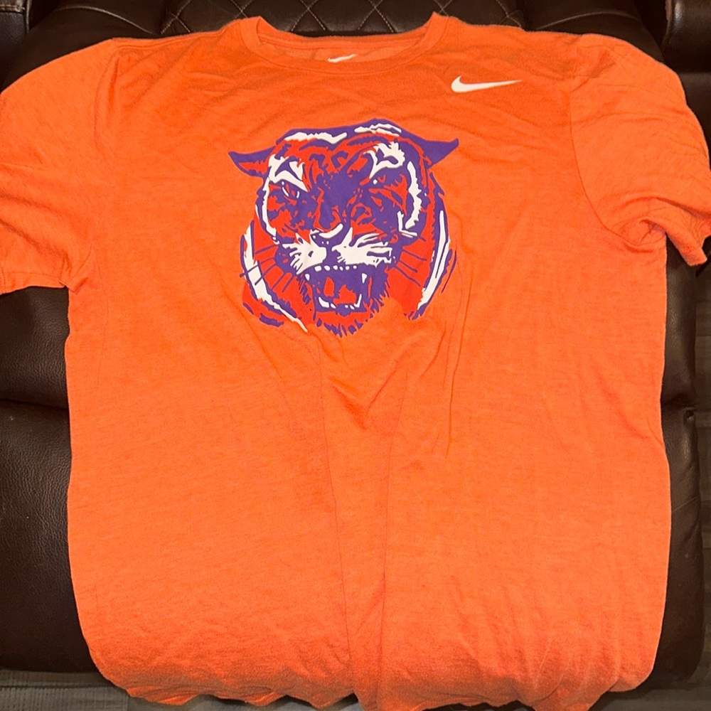 Men’s Clemson Tigers The Nike Tee t shirt